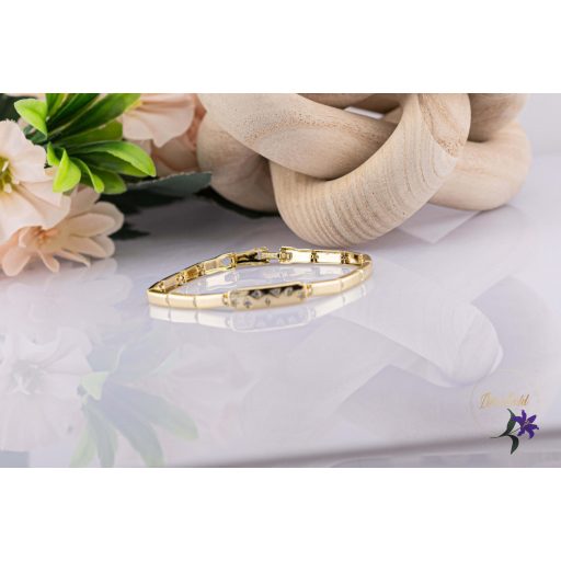 csilla antiallergén elegáns karkötő középen kis fehér kövekkel -14K 