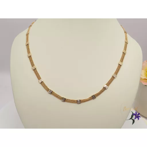 Margarett-50 antiallergén különleges, 3 soros nyaklánc 18K