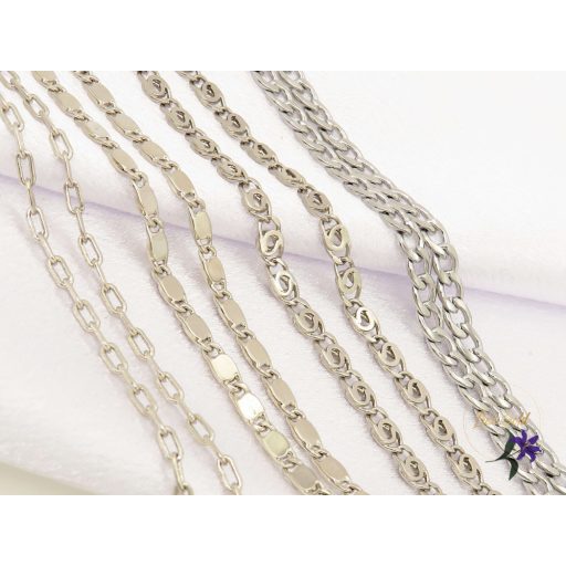 Nagy kereszt medál tűcirkónia díszítéssel,többféle lánc választható hozzá -rodium