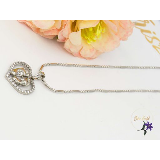 Briana antiallergén medálos nyaklánc baba talpacskával-róium 