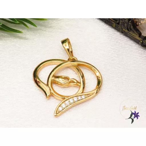 Gold filled szivalakú medál benne összefonódó kéz-Agneta-18K