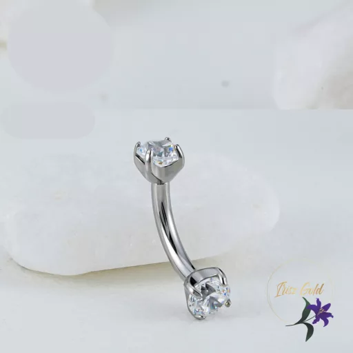 Titanium ives piercing mindkét végén cirkóna kő 