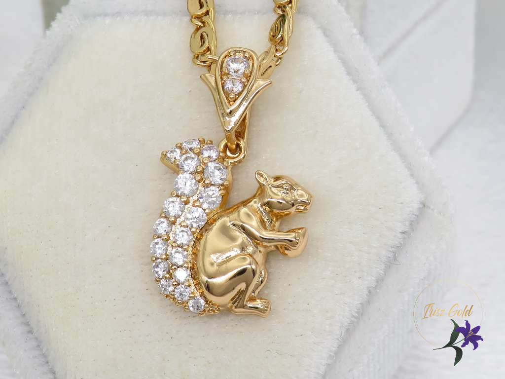Filippa antiallergén mókus medál-18K Filippa antiallergén mókus medál-18K