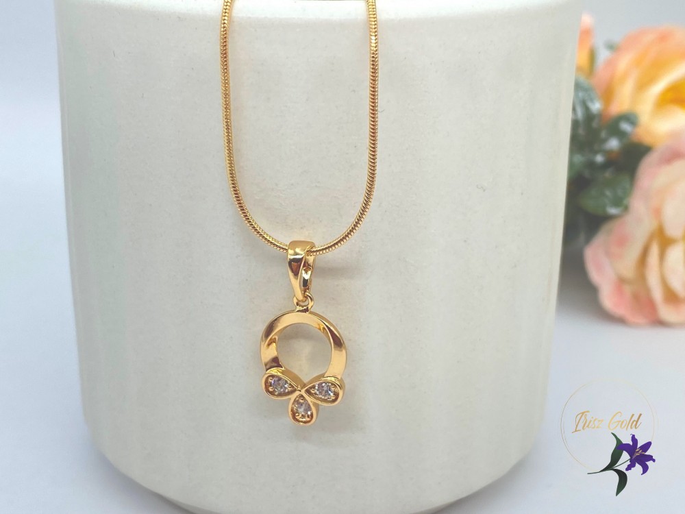 Flower antiallergén medálos gyermek nyaklánc apró kövekkel 18K